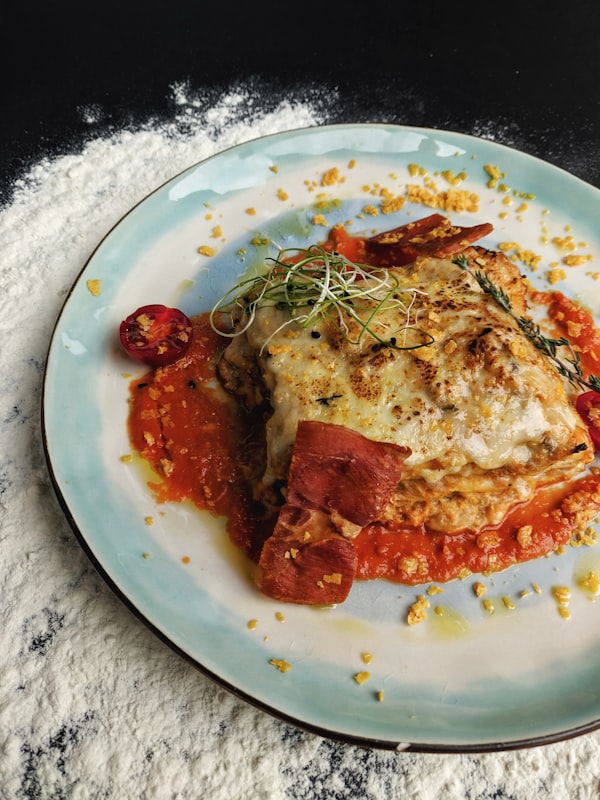 Lasagna alla bolognese gratinata al forno